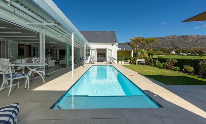 4 Bedroom Property for Sale in Steenberg Estate Western Cape